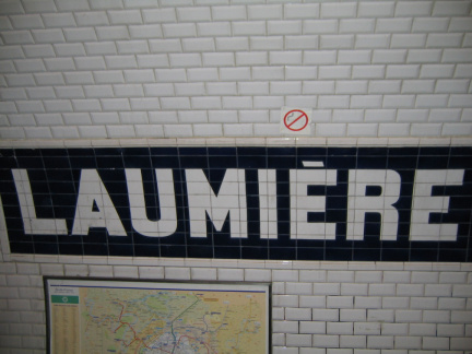 Laumière - Métro Ligne 5